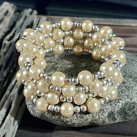 Handcrafted Champagne Beige Glass Pearl Silver Beads Wrap Bracelet - Picture 2 of 6